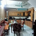 Cần bán nhà mặt đường đội cấn, thuộc quận ba đình, 62m2, mặt tiền 5.2m, giá 16.4 tỷ