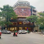Cho thuê nhà mặt phố tại nguyễn khánh toàn, diện tích 190 m2, 3 tầng, mặt tiền 12m, hàng hiếm