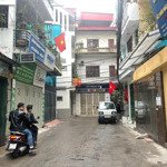 Bán nhà riêng quận thanh xuân - 6 tầng thang máy - ô tô vào nhà - 50m ra mặt phố- chào giá 19.8 tỷ.