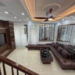Bán nhà riêng mỹ đình, dt 56m2, mt 4.5m, nhà rộng, kinh doanh đỉnh. lh: 0372541866