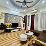 Bán nhà riêng phố thái thịnh, thoáng trước sau, ngõ thông, nhà đẹp, 12,5 tỷ, 50m2, 4pn, 4wc