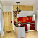 Chính chủ cần bán tòa apartment 6 tầng .
đường an trung đông 7