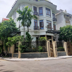 Chính chủ cần bán gấp biệt thự 200m2 phố lưu hữu phước khu đô thị mỹ đình 2 giá 49 tỷ.