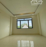 Nhà đa sỹ cách mặt phố 20m, 5 tầng, nhà dân xây giá bán gấp f0, lh chị nguyệt 0979 597 507