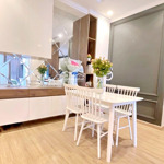 Chính chủ bán nhà tập thể thọ lão, lò đúc, 60m2, 2 ngủ, 2wc, nhà đẹp, ô tô đỗ cửa, cần bán gấp