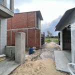 Cần ra lô đất thổ cư, gần ngã 3 mỹ hạnh,dt 132m2 giá 1 tỷ 2 bao hết