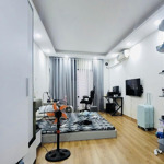 Nhỉnh 8 tỷ - 35m2 - nhà mới thanh xuân - 10m ra ô tô - vip ngã tư sở