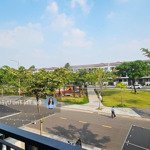 Cần tiền bán nhà phố 3 tầng view công viên hiếm có, tiến độ trả chậm 2 năm