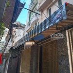 Nhà hẻm 3 gác trần quang diệu, nhiều phòng ngủ chỉ với 15 triệu/th