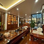 Bán gấp liền kề kđt văn quán - hà đông 88.5m2* 5 tầng view khuôn viên vỉa hè rộng gần hồ chỉ 20 tỷ