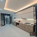 Nhà đẹp hoàng mai 40m2 5 tầng
hiện đại thang máy chạy vù vù
diện tích 40m2/ 5 tầng