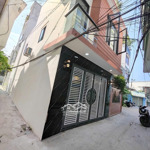 Bán nhà 2 tầng cạnh chợ lạc long quân nha trang