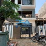 Bán nhà phố tại khu đô thị đông tăng long – diện tích 100m², giá cực tốt