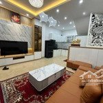 Nhà 56m2 - 5 tầng thang máy - chủ tặng nội thất - chỉ xách vali về ở 8.3 tỷ