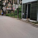 Cho thuê nhà 40m2 số 38 gia quất, thượng thanh, long biên, chính chủ