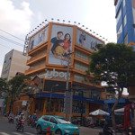 Bán góc 2mt nguyễn thị thập, tân phong, quận 7. dt(10 x 20m) hầm 6 tầng. hđt: 285tr. giá bán: 85 tỷ