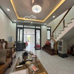 Bán nhà sổ hồng sẵn trệt lửng hiện đại vị trí đẹp tại mỹ phước 3 bến cát bình dương lh:0937948545