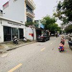 Trung tâm việt hưng - sát big c - ngõ to hơn phố - vỉa hè ô tô tránh - kinh doanh đỉnh