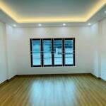 Chính chủ cần bán nhà ngõ 235 phố yên hòa dt 35 m2 x 5 t mới tinh ngõ 2 xe máy giá 7,6 tỷ