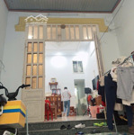 Cần bán nhà dt 60 2m gác lửng gần bênh viên dĩ an