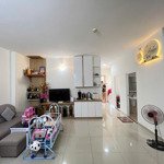 Căn hộ oriental âu cơ cho thuê 2pn 2wc dt 79m2 ở liền, có ban công rộng, thoáng, giá thương lượng