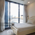 Bán căn hộ 2pn view sông sài gòn giá chỉ 13,5 tỷ bao hết các phí - tại vinhomes golden river quận 1