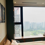 Bán căn hộ 74m2 2 ngủ ban công rộng view hồ thiên nga , sân golf giá siêu tốt