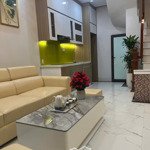 Bán nhà ở mới siêu hiếm tại chính kinh - thanh xuân. 25m2, 4 tầng giá chỉ nhỉnh 5tỷ. 50m ra mặt phố