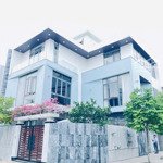 Biệt thự lô góc 3 mặt tiền full nội thất sát biển đà nẵng, thuộc khu khánh an; giá tốt chính chủ!