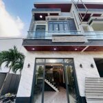 Bán nhà 1 trệt 1 lầu 3 phòng ngủ long phước long hồ, cách trung tâm tpvl 1km