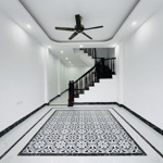 Nhà 3 tầng 50m2 oto lùi cửa , giá chỉ 2,75 tỷ tại đại thành - quốc oai gần kđt đô nghĩa ,đh phenika