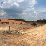 Bán đất skc tổng dt:13831 skc 9000 có giấy phép đây đủ đá làm móng