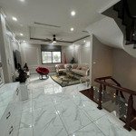 Bán nhà mặt phố la khê view ngắm hồ điều hoà kinh doanh sầm uất 50m2 giá bán 16 tỷ