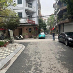 Bán nhà siêu hiếm 7 tầng - thang máy phân lô ô tô 152 võ chí công 54m2 - kinh doanh. 21.5 tỷ