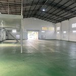 Cho thuê xưởng 500m2 giá 20tr, 1000m2 giá 40tr có trạm điện đường võ văn vân