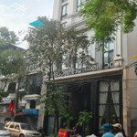 Bán nhà mặt phố hàn thuyên , 180m, 8 tầng , 10.5m mặt tiền , giá chỉ 100 tỷ . dòng tiền cao,vỉa hè