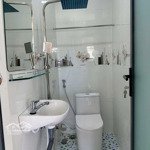 Chung cư 225 hoàng sa, p.tân định, q1: 2p ngủ, đầy đủ nt, 74m2, 12tr