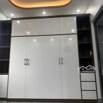 Bán nhà 3 tầng full nội thất ngõ 20 cao xanh. dt:52m2,mt:4.6m !!!