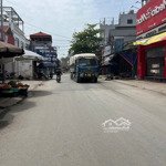 100m tốt động, mt = hậu 8.35m, đường ô tô 3m, đất vuông đét, giá chưa đến 2 tỷ.