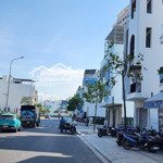 Một lô duy nhất đường số 4 - thích quảng đức kđt vcn phước long 1, đoạn đẹp chưa qua đường 22