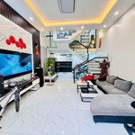 Nhà Dân Xây Độc Lập. Ngay Công Viên Nguyễn Trãi. Ô Tô Vào Nhà Để Cửa 24/7