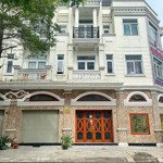 Hạ 400tr bán nhanh căn shophouse ở khu icon central - ngay trục chính, buôn bán kinh doanh sầm uất
