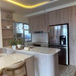 Cho thuê cc palm heights 3pn decor sang trọng nhà mới ở được 2 tháng cần cho thuê giá 25 triệu