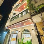 Kẹt Tiền Bán Gấp Nhà Hẻm Đ.thích Quảng Đức-P.4-Quận Phú Nhuận. Giá Bán 2Tỷ590/80M2. Đang Cho Thuê 18 Triệu