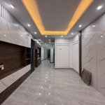 Bán nhà trường chinh, dt 65m2 x 7t, vị trí trung tâm, 10m ra mặt phố, thang máy, nhà đẹp, 13 tỷ 9