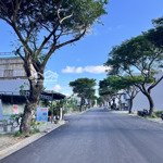 Chính chủ bán gấp lô đất sát cạnh trường đại học fpt