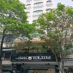 Rẻ nhất mặt tiền nguyễn thị thập, quận 7. dt: 627m2 (15x40m), ctxd: hầm 7 tầng. giá: 75 tỷ