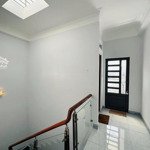 đầy đủ - xe hơi ngủ trong nhà-đẹp ở ngay-61m2-ngang hơn 4m-4tầng-4pm-6wc-quang trung p8 gv-chỉ 7tỷ