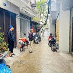 Hơn 12 Tỷ - Bán Nhà Nguyễn Khánh Toàn - 54M2 - Thang Máy - Ngõ Thông Tứ Tung - Nhà Mới