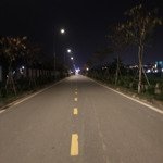 Siêu phẩm nhà tại gia lâm - hà nội !! view sông, đường vỉa hè ô tô tránh.